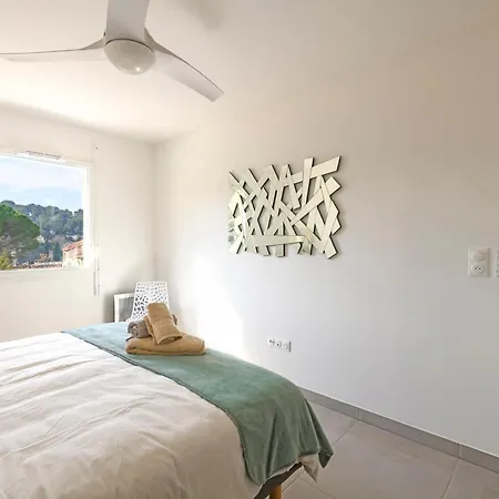 Le Joyau Nimois - Grande Terrasse Avec Parking Nimes